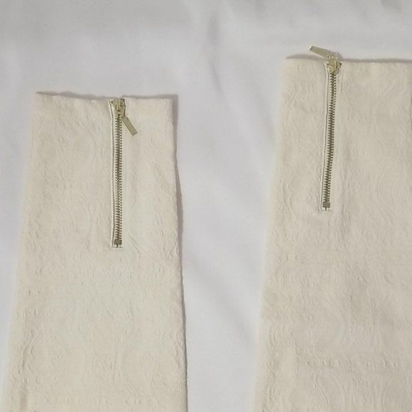 H&M Jeans....Textured Ivory...Size 10 - Picture 4 of 7